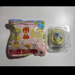 Calico Critters Fruity Babies Series 3 Mystery Blind Bag Hilton The Elephant
